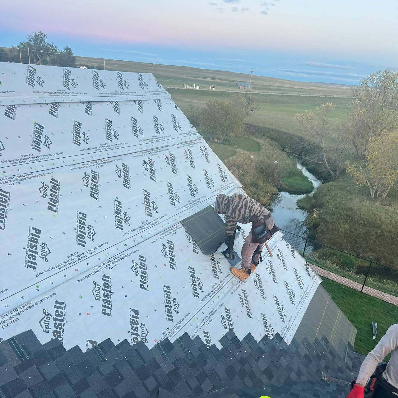 K1 Roofing business image