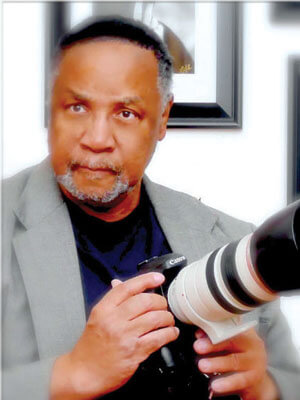 Teal Multimedia business image